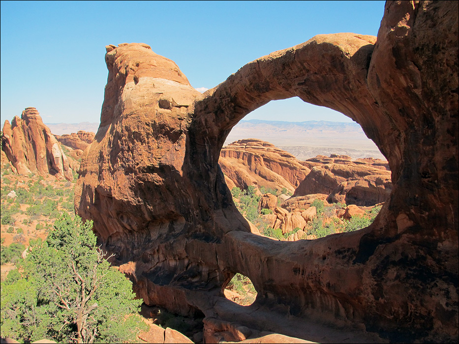 Double-O Arch